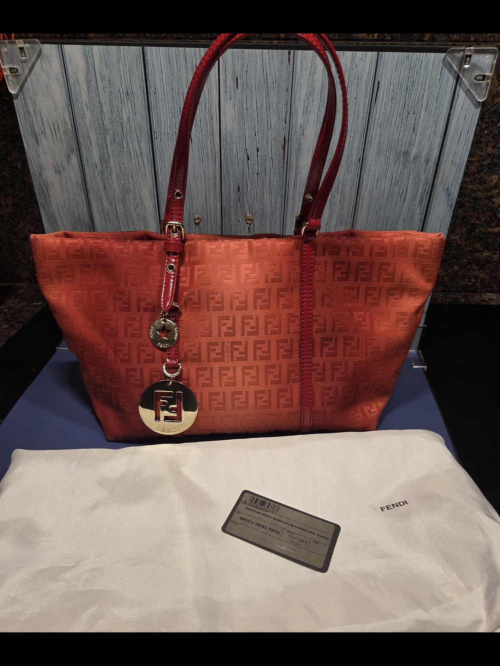 EXCELLENT CONDITION Fendi Red Ombre Shopping Media Zucchino Tote